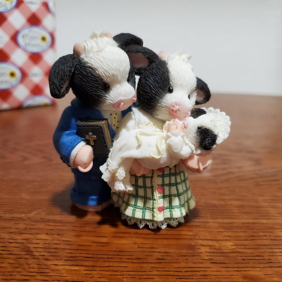 Mary's Moo Moos Other - Mary's Moo Moos "Bless Moo" Figurine